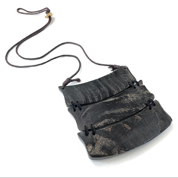 MooMoo Designs 3 Tier Black Ox Horn Necklace - Picture 3 of 15